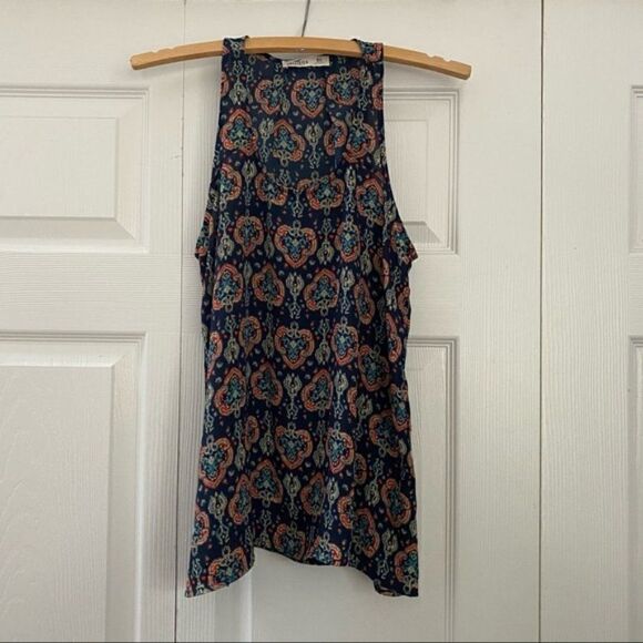 Hollister Women’s IKAT Design Tank Top - Picture 1 of 8